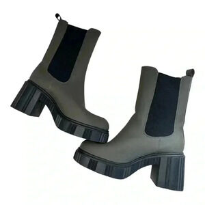 Brand New Vivianly Women’s Chunky Boots Size 39